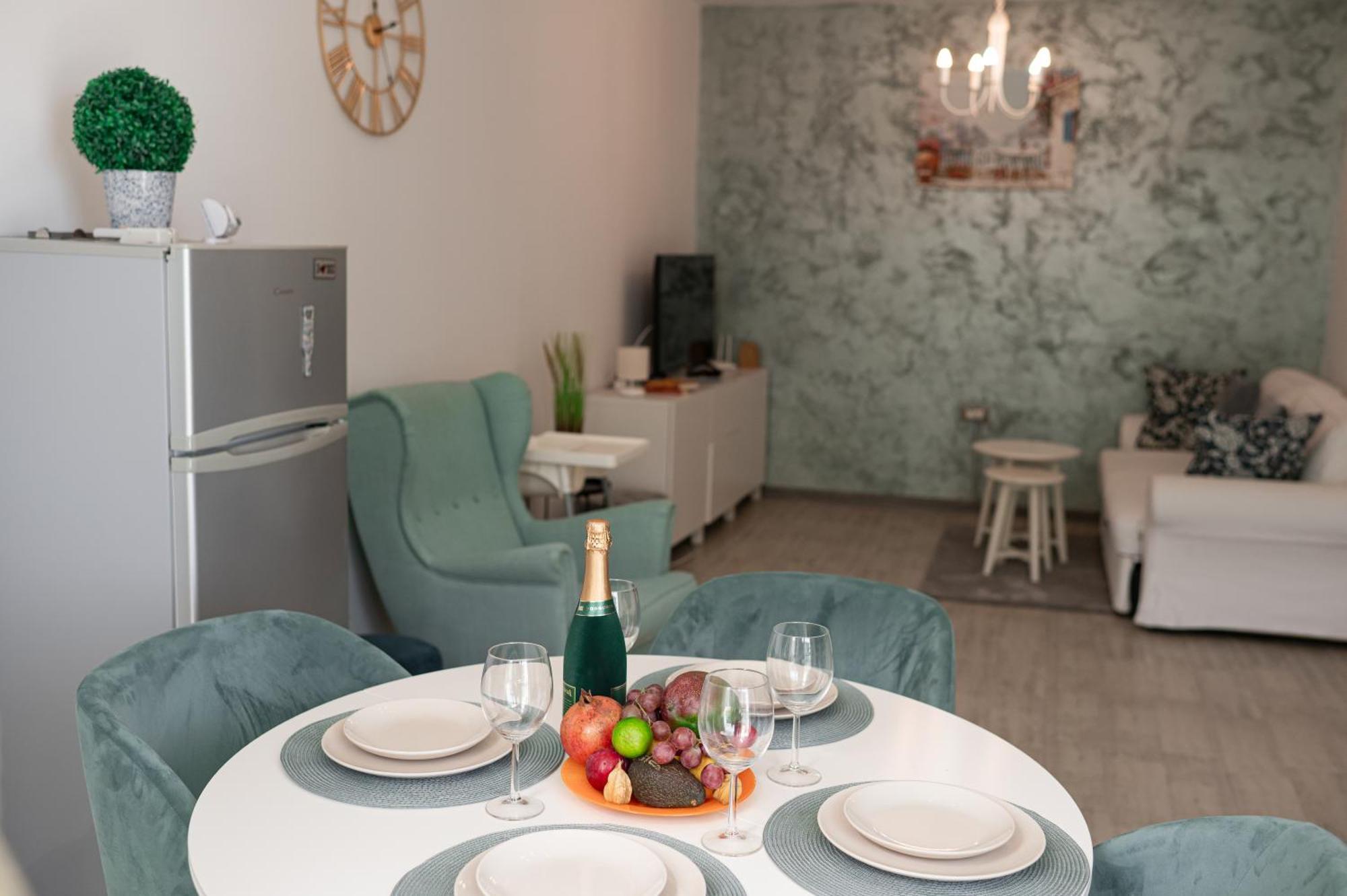 Sara Blu Apartment Spa And Pool Beach Resort Mamaia Esterno foto